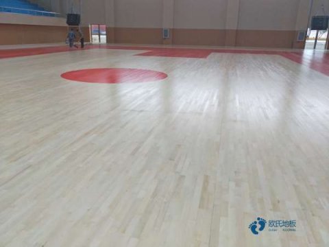 那有体育场馆地板厂家报价